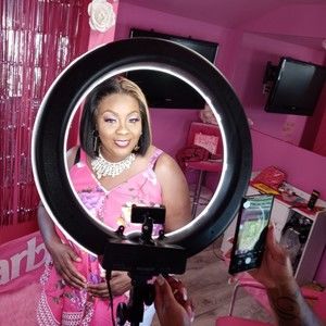 Meet your Posher, Ronda